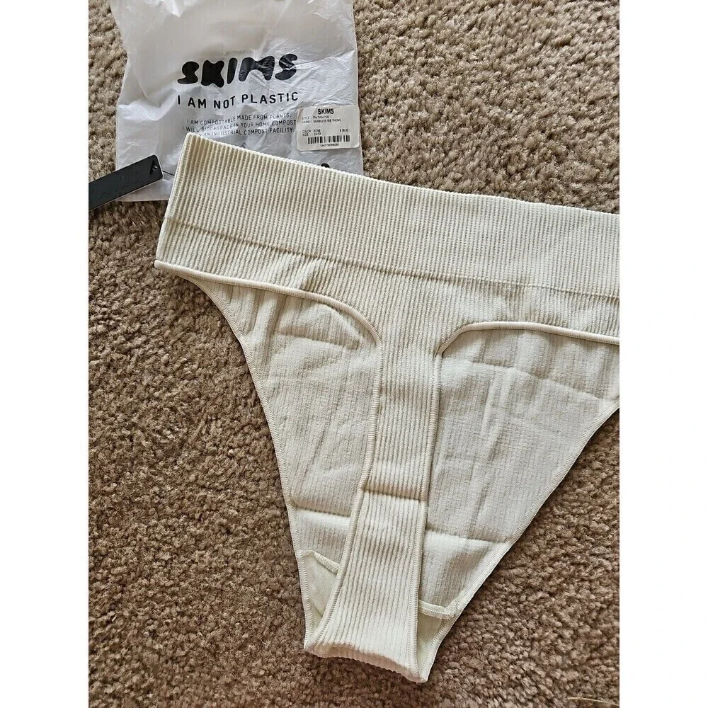 SKIMS Thong Bone Seamless Ribbed Size 2X 3X